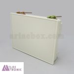 جعبه نمایشگر 7 اینچ مدل 47-27 White با ابعاد 61×145×195 میلی متر